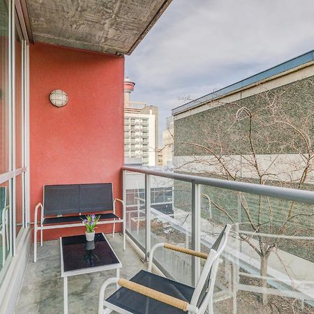Upscale 2Br Condo - King Bed - Stunning Views Calgary Luaran gambar