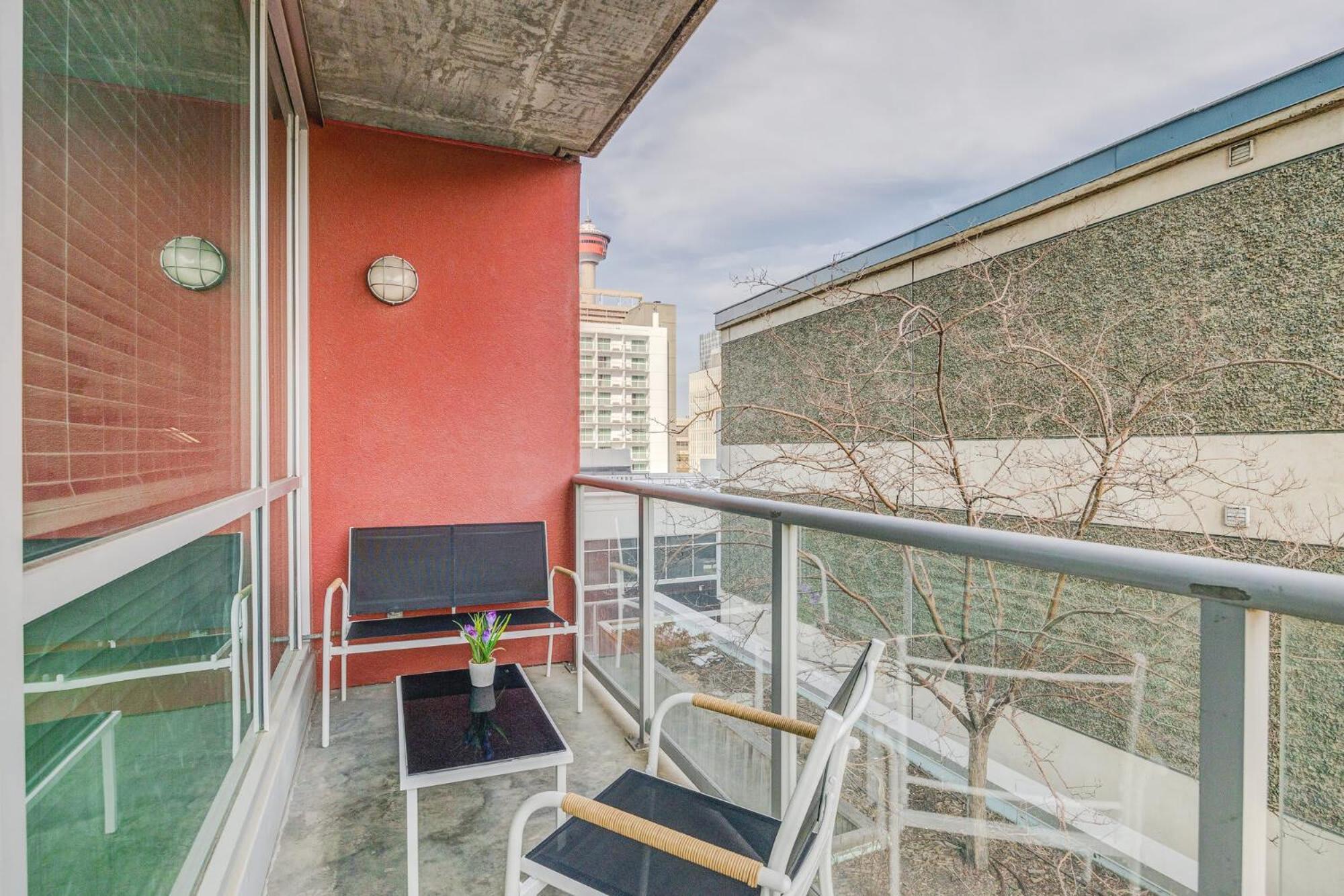 Upscale 2Br Condo - King Bed - Stunning Views Calgary Luaran gambar